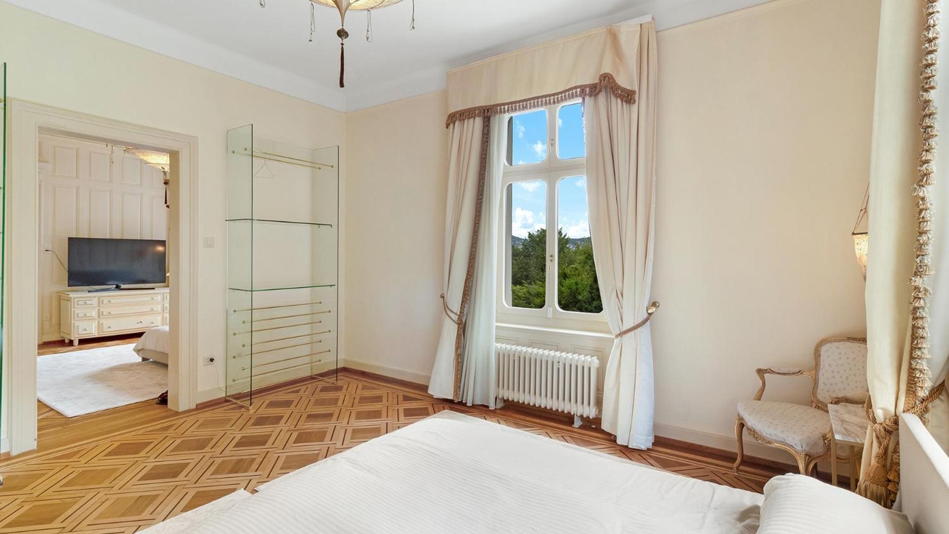 Entire Zurich Villa, Your Private Luxury Escape With In House Staff מראה חיצוני תמונה